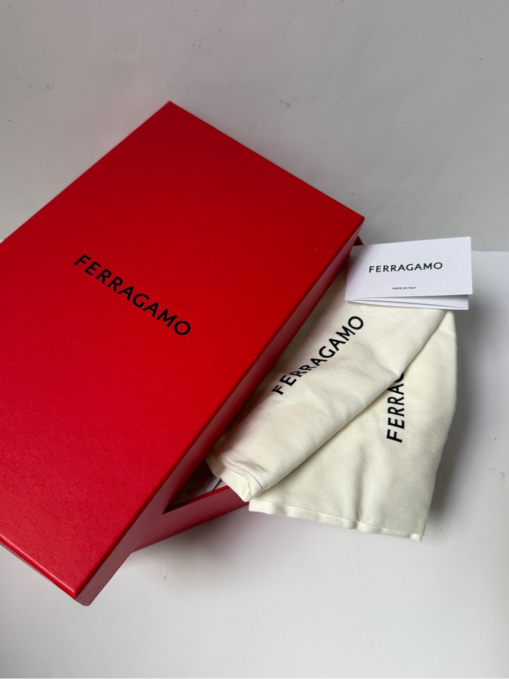 Ferragamo Vara Flat Ballerinas - Picture 9 of 10